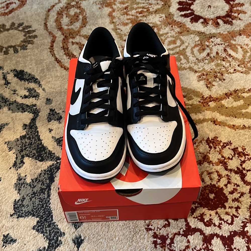Nike Dunk Low Panda